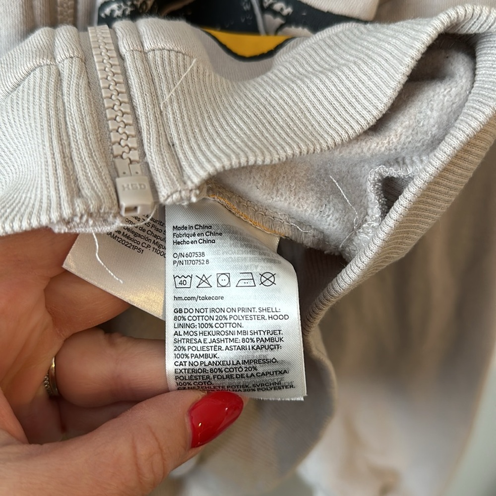 H&M x Disney Mickey Mouse Zip Up Hoodie 6X/7 - Picture 7 of 11